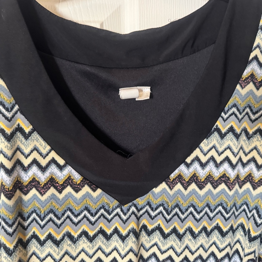 Emma & Michele Black and Cream Chevron Maxi Dress - Picture 6 of 11